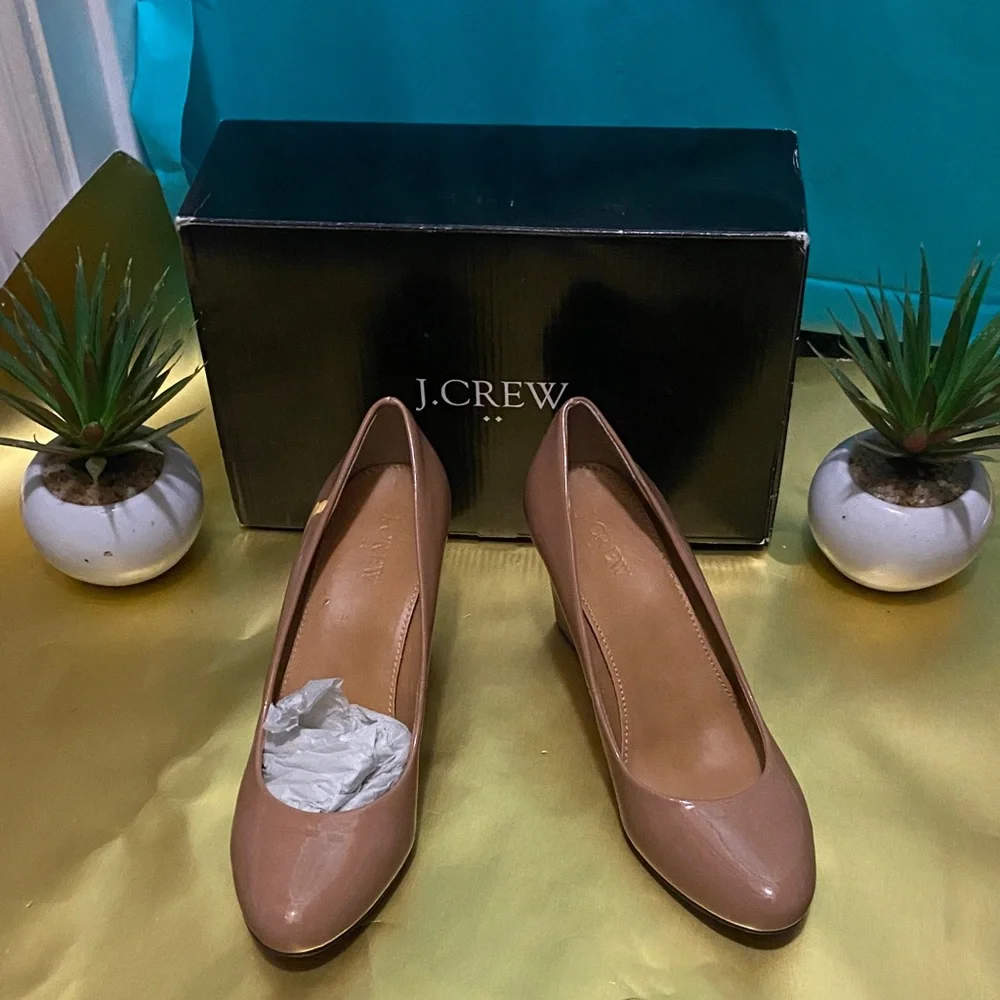 Nwt J. Crew Women's wedges peach 🍑 and box size 8 - Picture 1 of 8